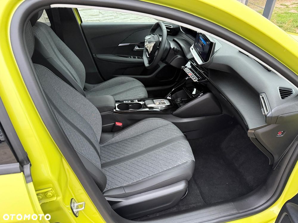 Peugeot 208 Elektromotor 136 E-Style - 12