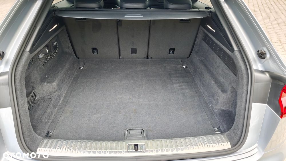 Audi Q8 50 TDI mHEV Quattro Tiptronic - 11