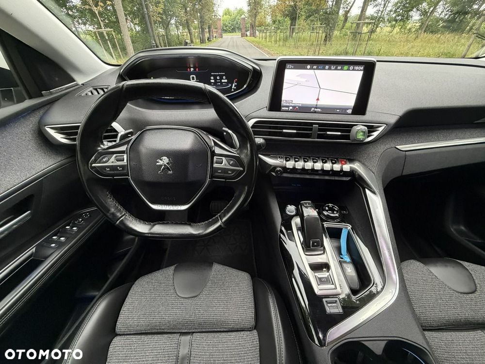 Peugeot 5008 - 37