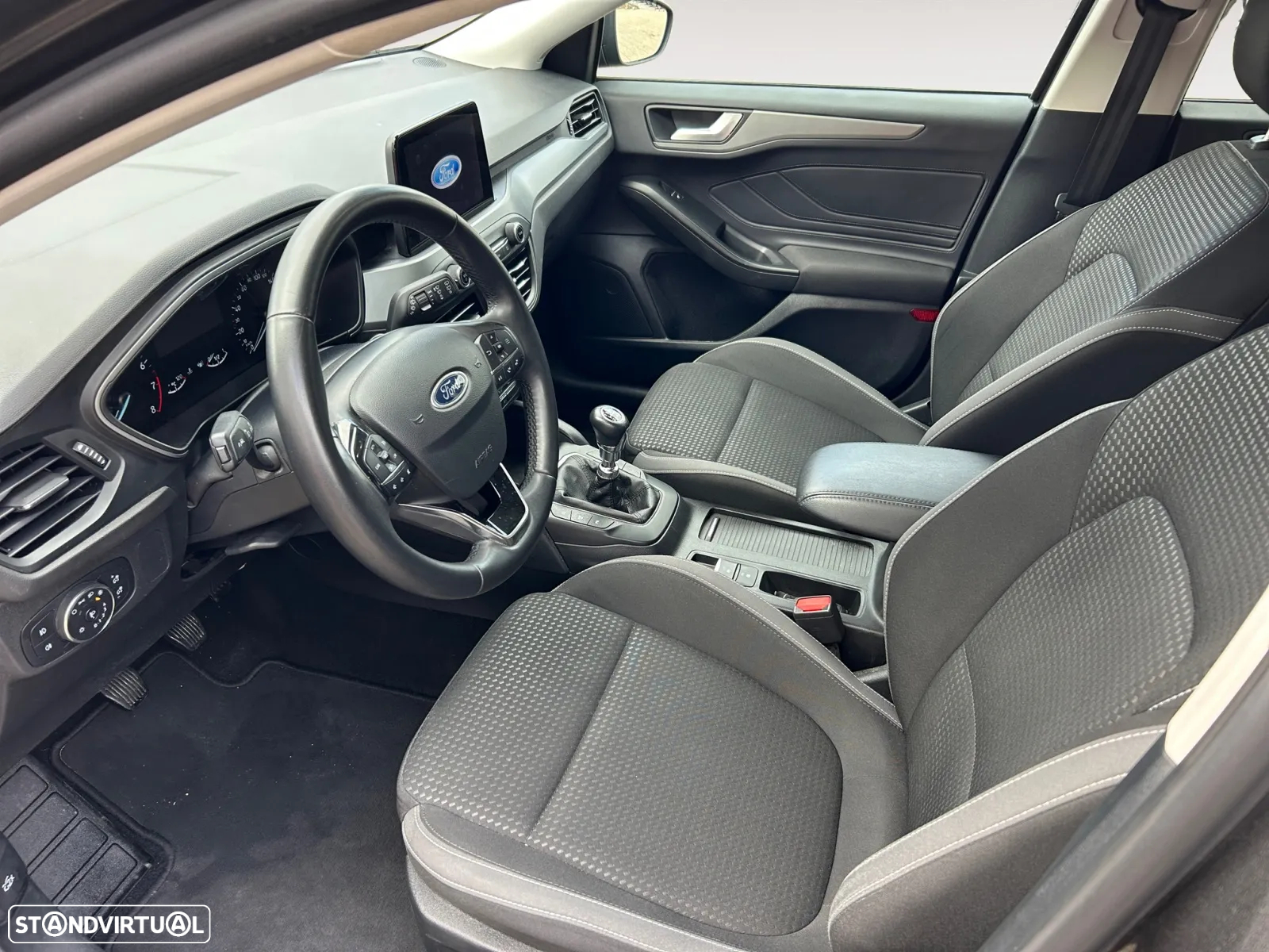 Ford Focus 1.0 EcoBoost Connected - 10