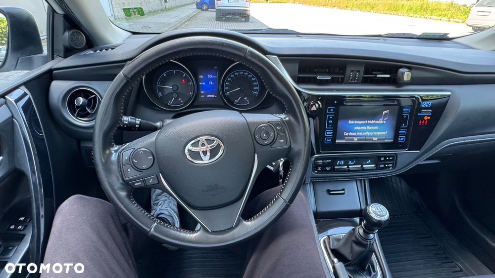 Toyota Auris 1.4 D-4D Active - 9