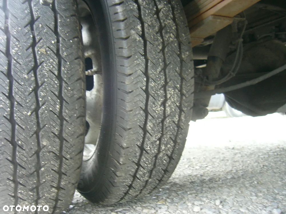 Iveco Daily 40C15 3,0 Tdi 150Ps EURO5 - 24