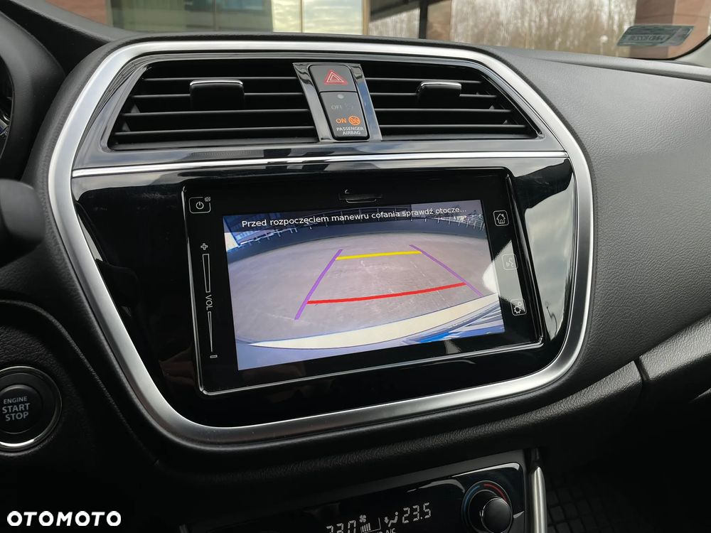 Suzuki SX4 S-Cross 1.4 T Premium 4WD - 32