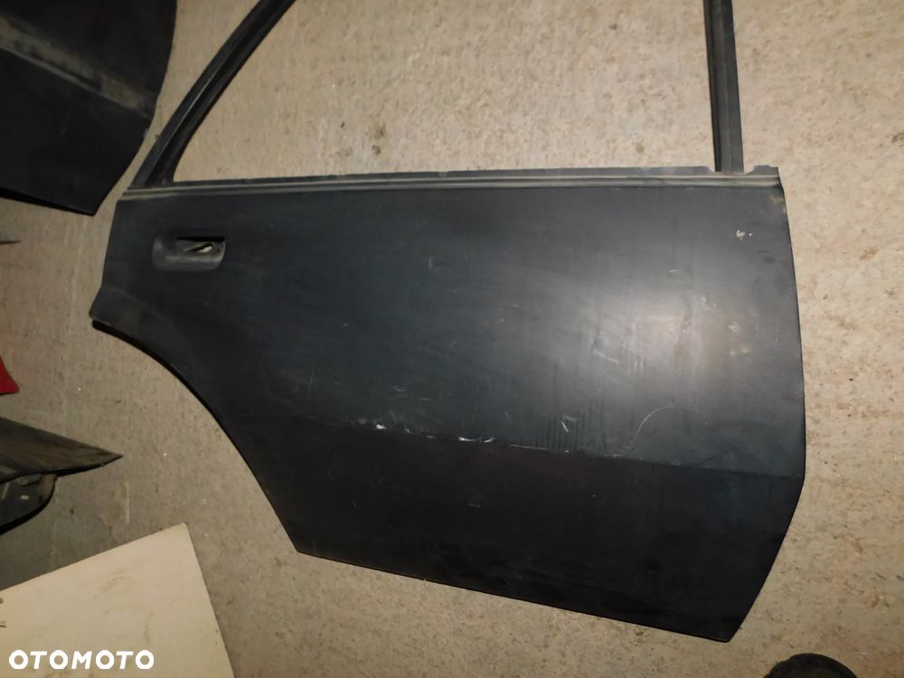 drzwi prawe tył OPEL CORSA ASCONA C NOWE - 3