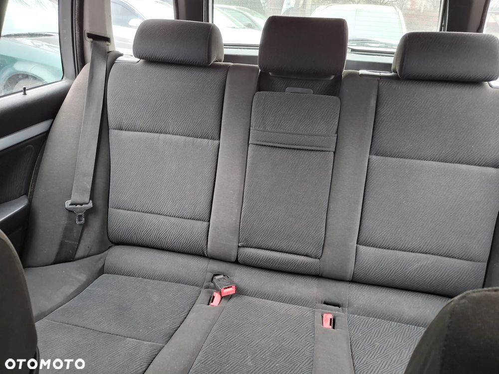 BMW Seria 5 - 18