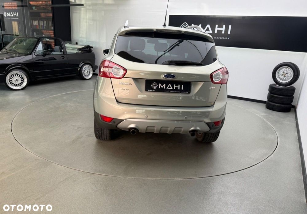 Ford Kuga 2.0 TDCi 4x4 Titanium - 10