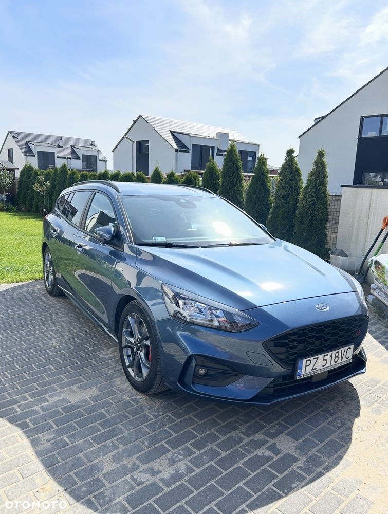 Ford Focus 1.5 EcoBoost ST-Line - 1