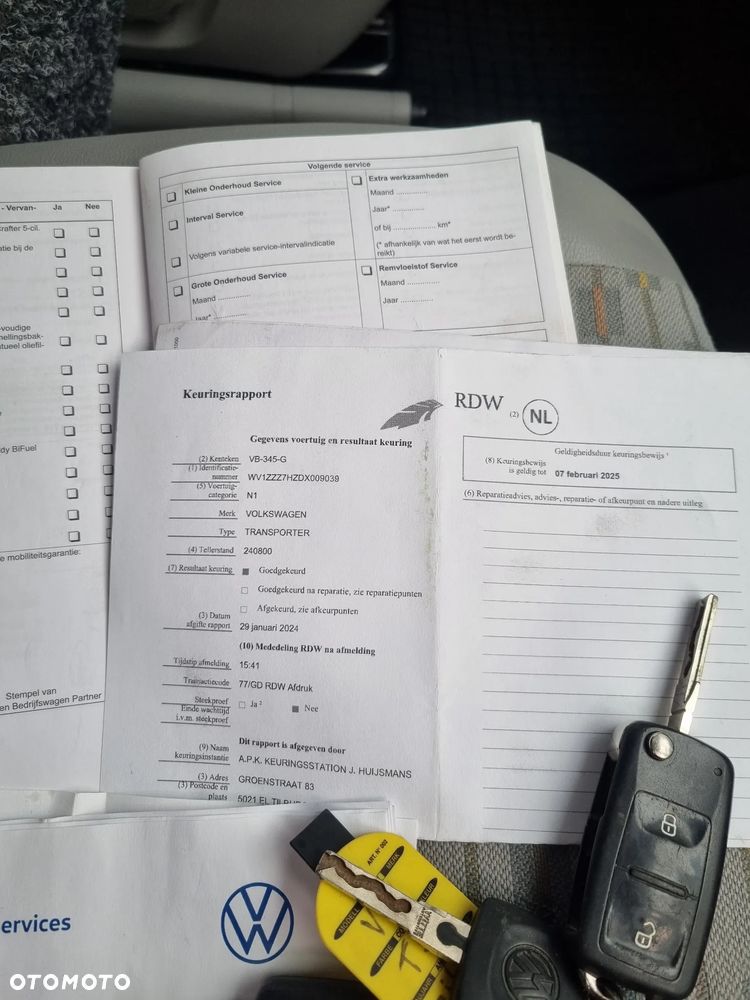 Volkswagen Transporter - 33