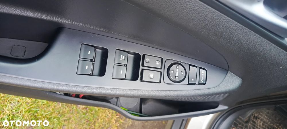 Hyundai Tucson 1.6 GDi Style 2WD - 23