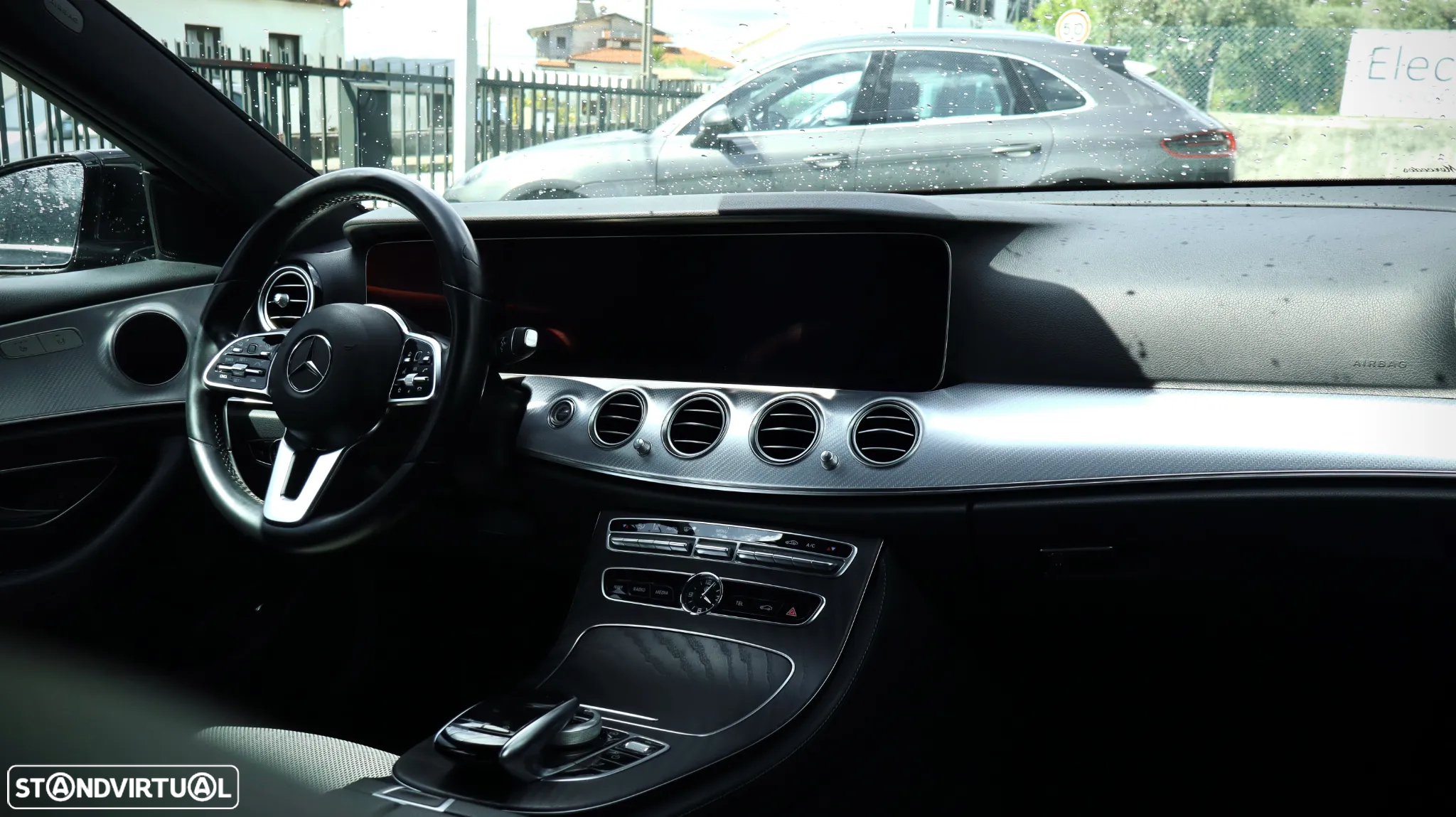 Mercedes-Benz E 300 de Avantgarde - 14