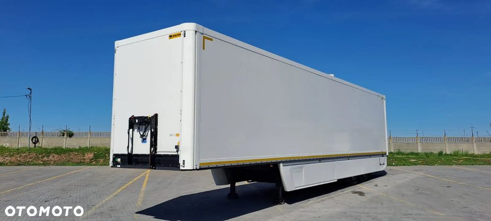 Wielton Naczepa furgonowa - 2