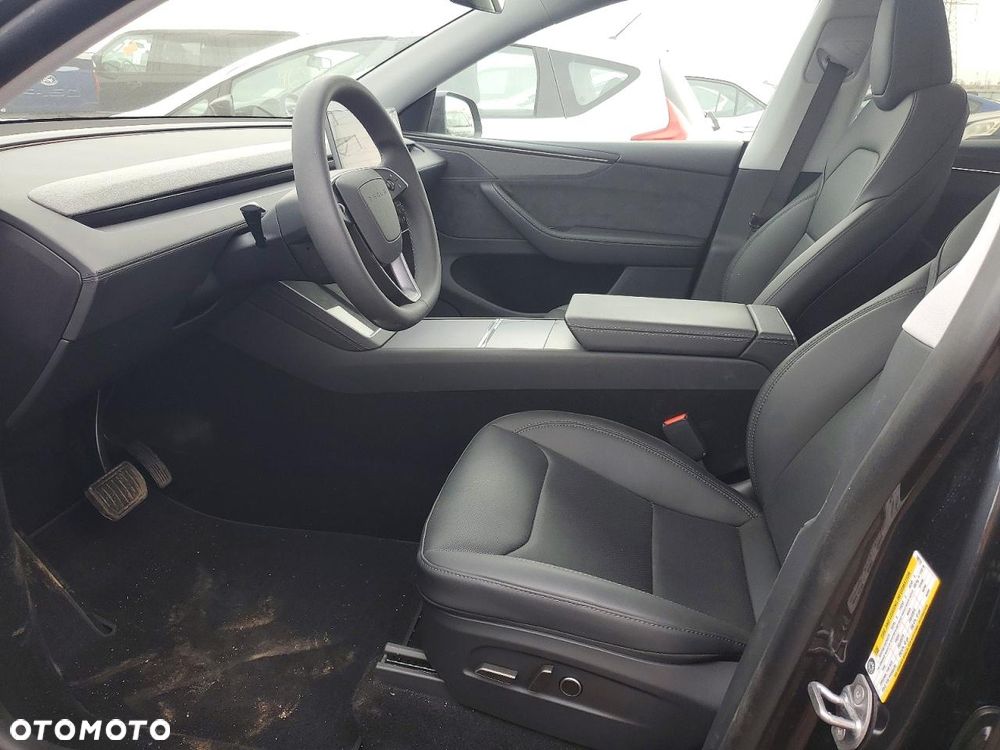 Tesla Model Y Premium Long Range Dual Motor AWD - 7