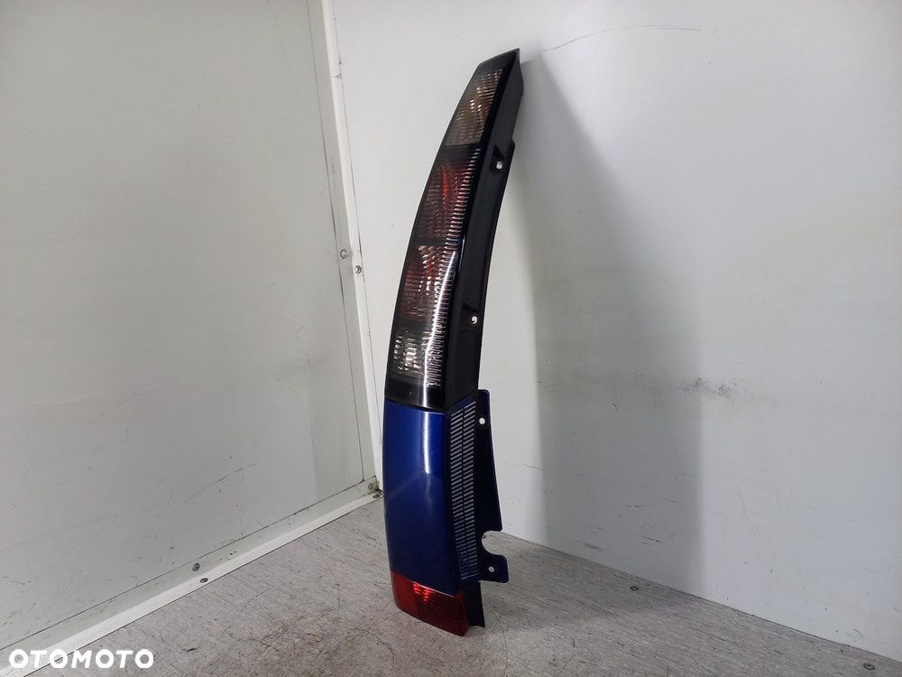 LAMPA TYLNA LEWA OPEL MERIVA A 13130027 - 7