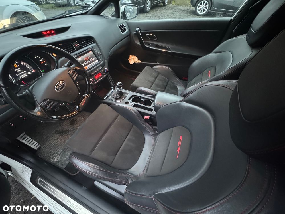 Kia Ceed 1.6 T-GDI GT-Track - 7