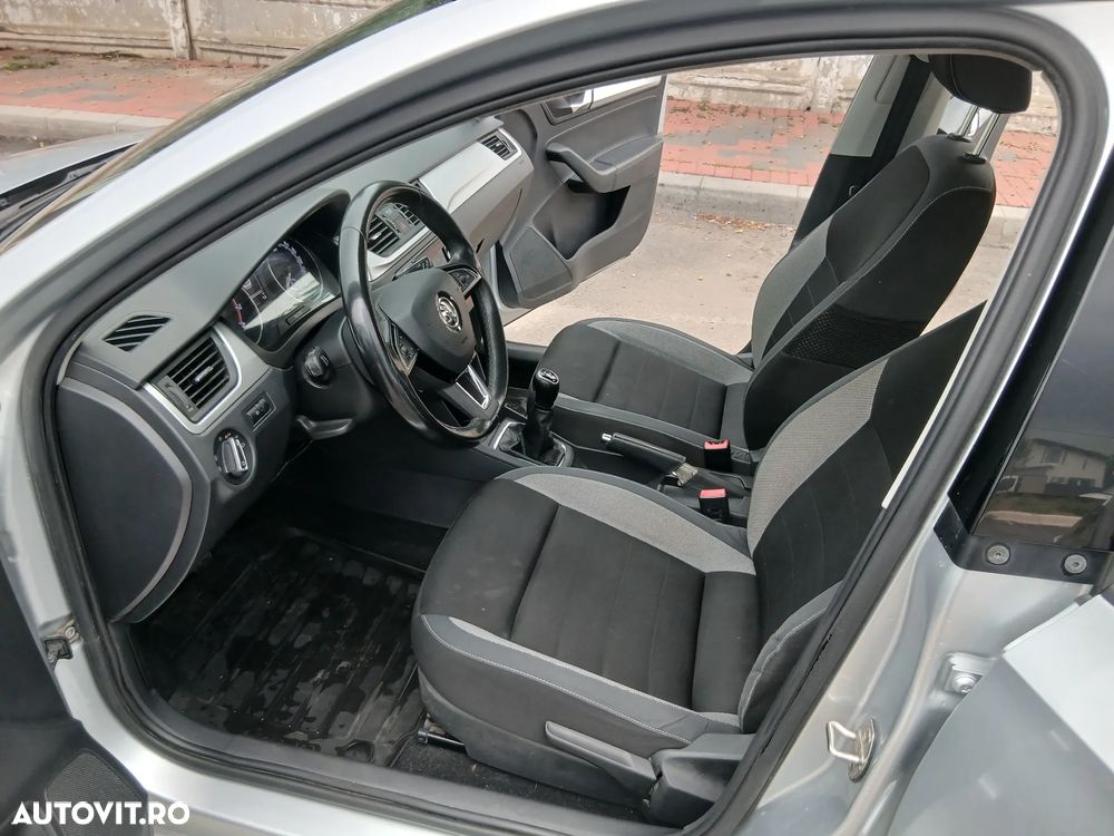 Skoda RAPID 1.0 TSI Ambition - 5