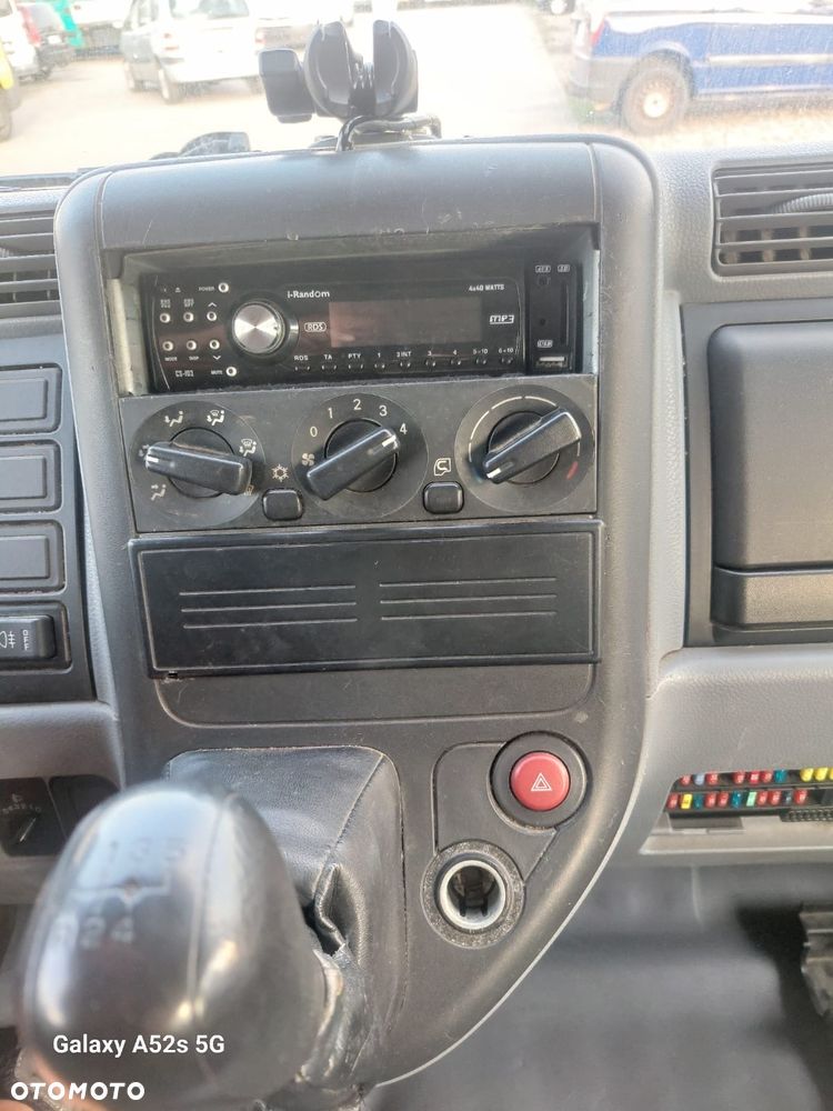 Mitsubishi Fuso Canter 3C13D doka kontener klima - 6