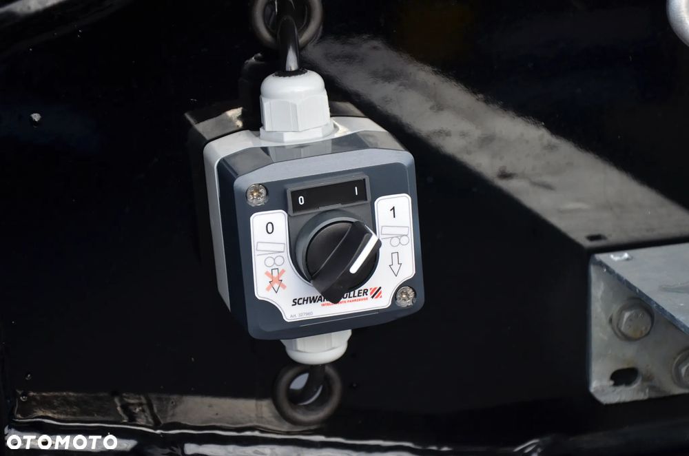 Schwarzmuller NOWA WYWROTKA 24 m3 / HARDOX / SAF / OŚ POD. / HYVA / LED / 3900 - 11