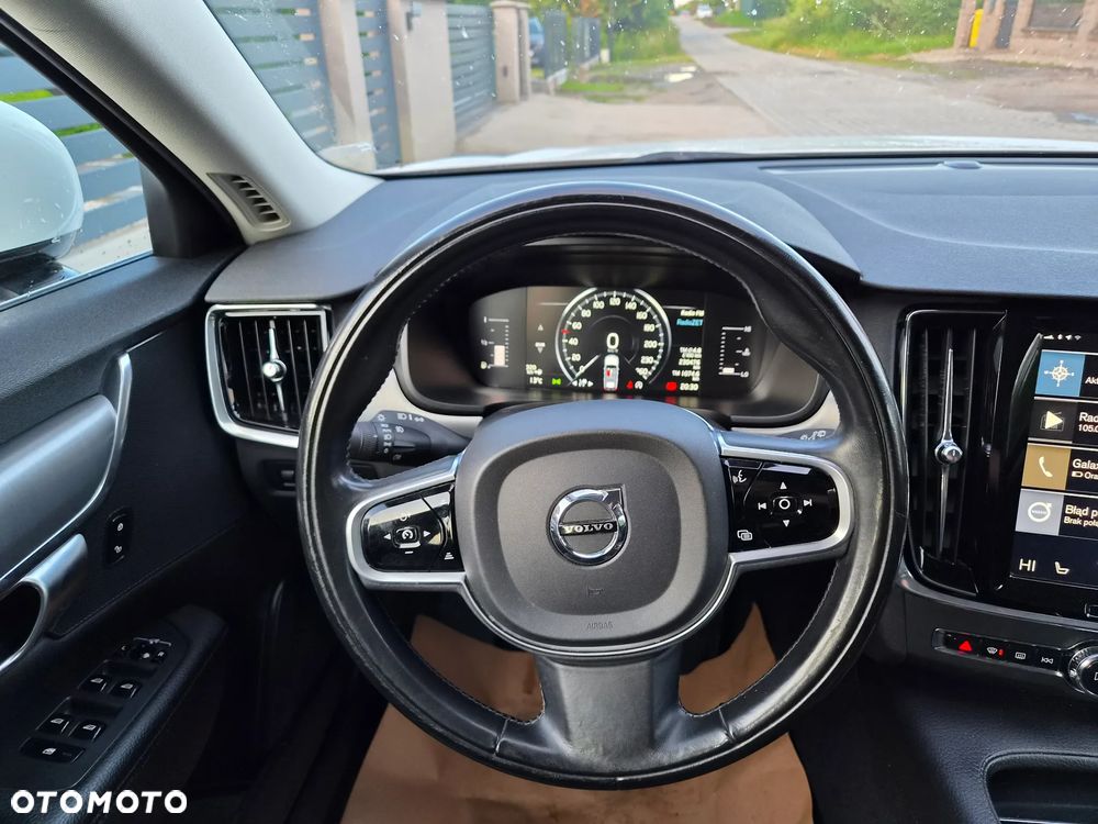 Volvo V90 D4 Momentum Pro - 7