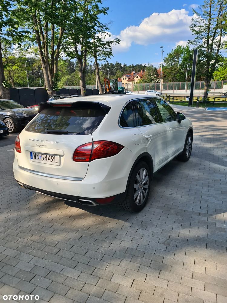 Porsche Cayenne - 5