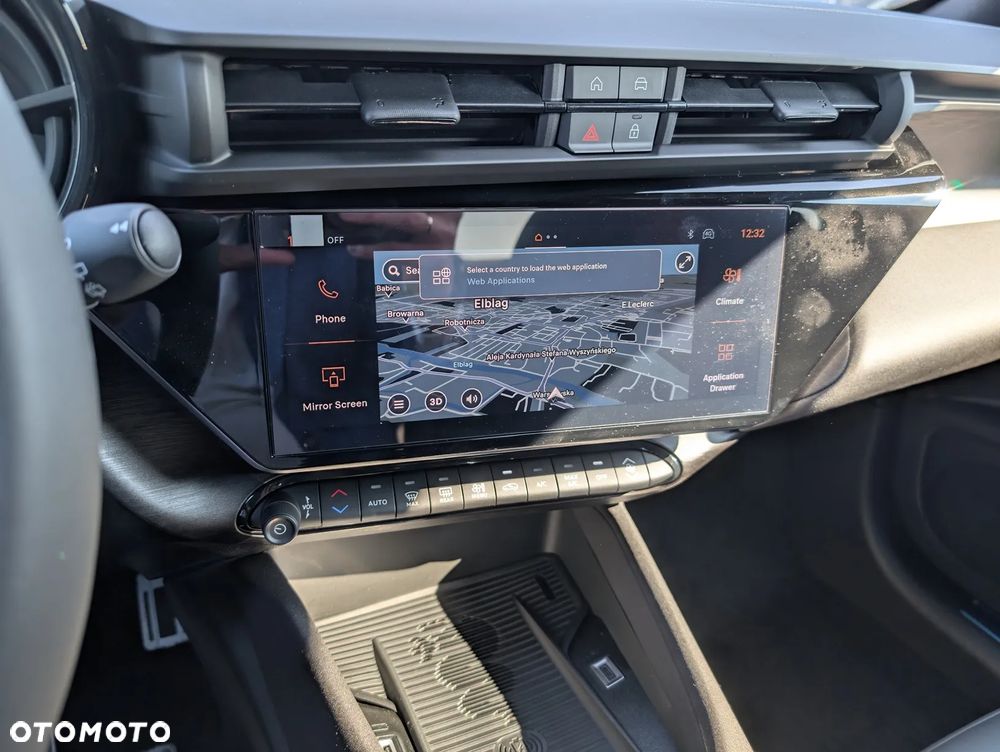 Alfa Romeo Junior 1.2 mHEV Ti eDCT - 18