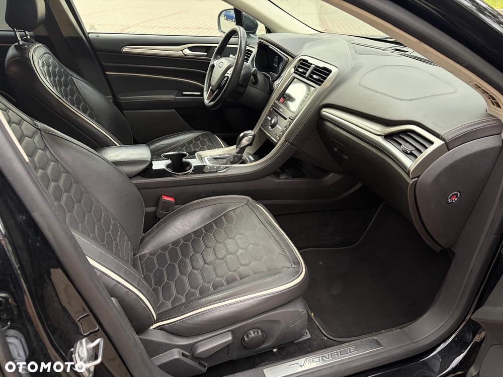 Ford Mondeo Vignale 2.0 Hybrid - 15