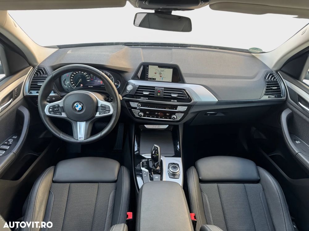 BMW X3 xDrive20i AT xLine - 7