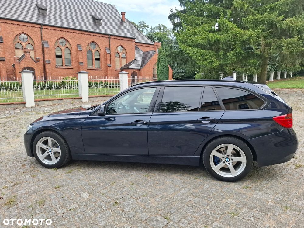 BMW Seria 3 320d xDrive Sport Line - 8