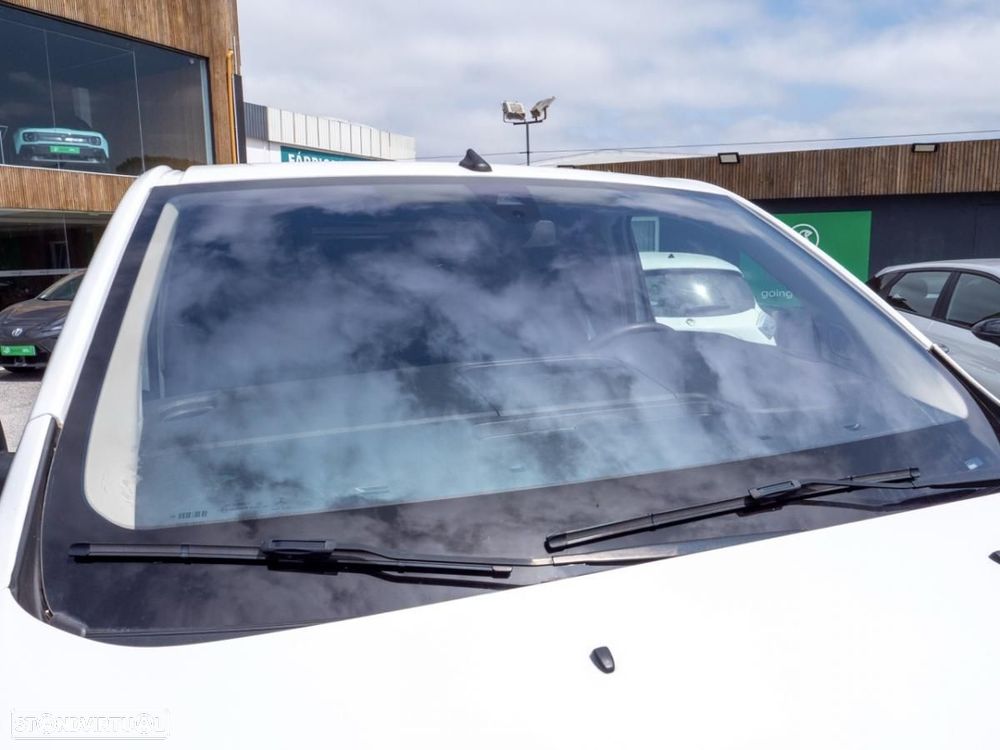 Opel Vivaro - 8