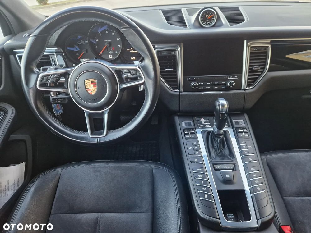 Porsche Macan PDK - 23