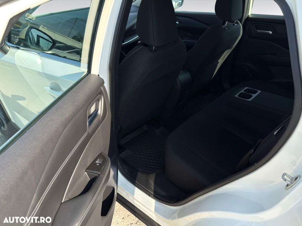 Nissan Qashqai - 12