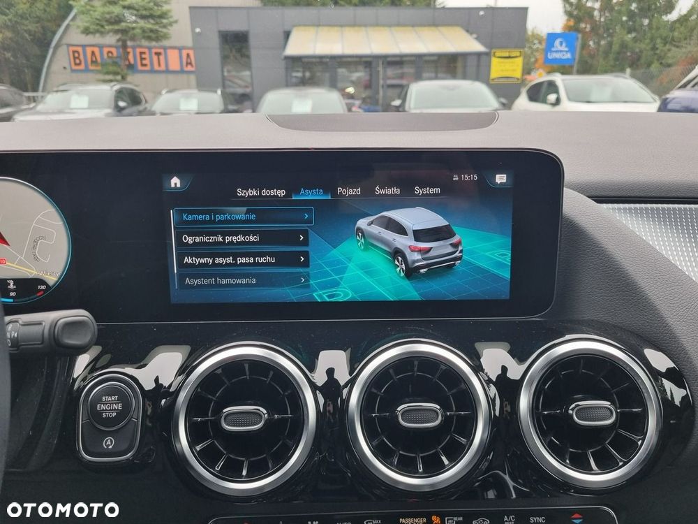 Mercedes-Benz GLA 200 d - 21