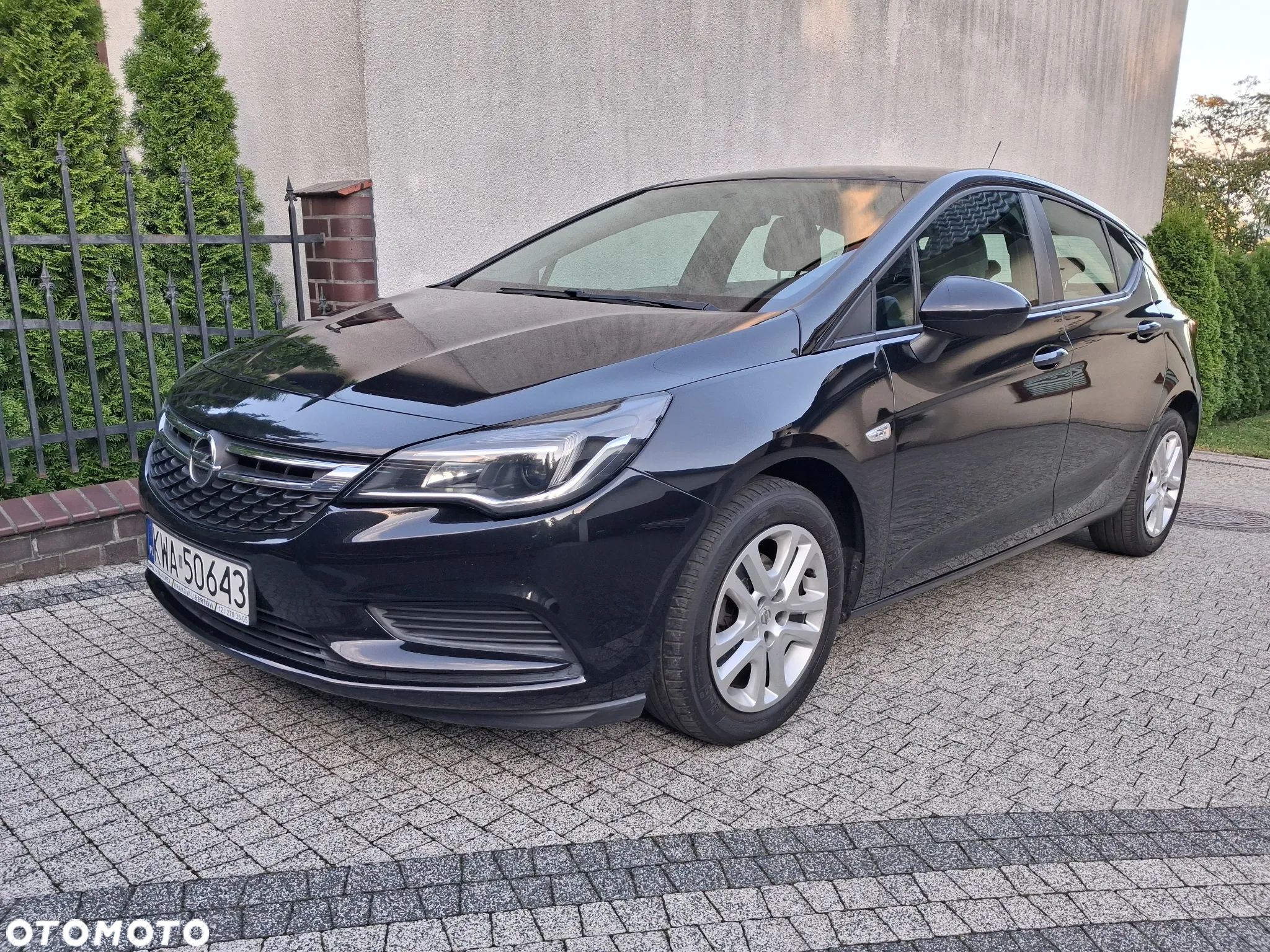 Opel Astra V 1.4 T Enjoy - 1