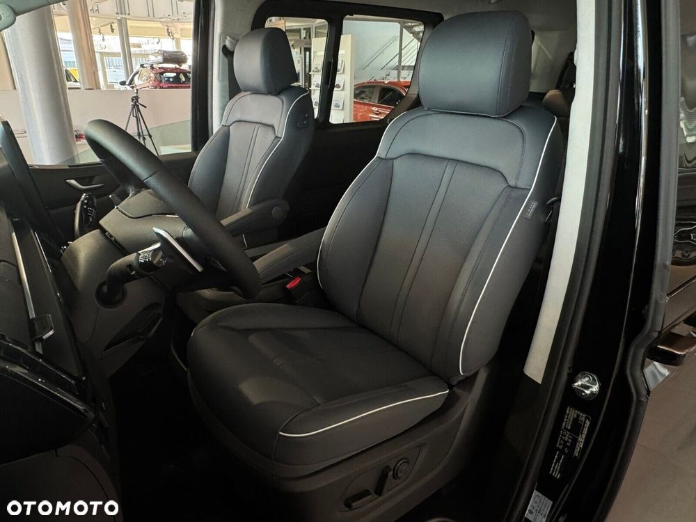 Hyundai Staria 1.6 T-GDI HEV Luxury - 9