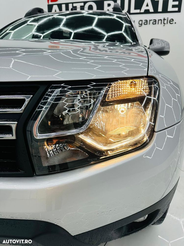 Dacia Duster SCe 115 4x2 Laureate - 11