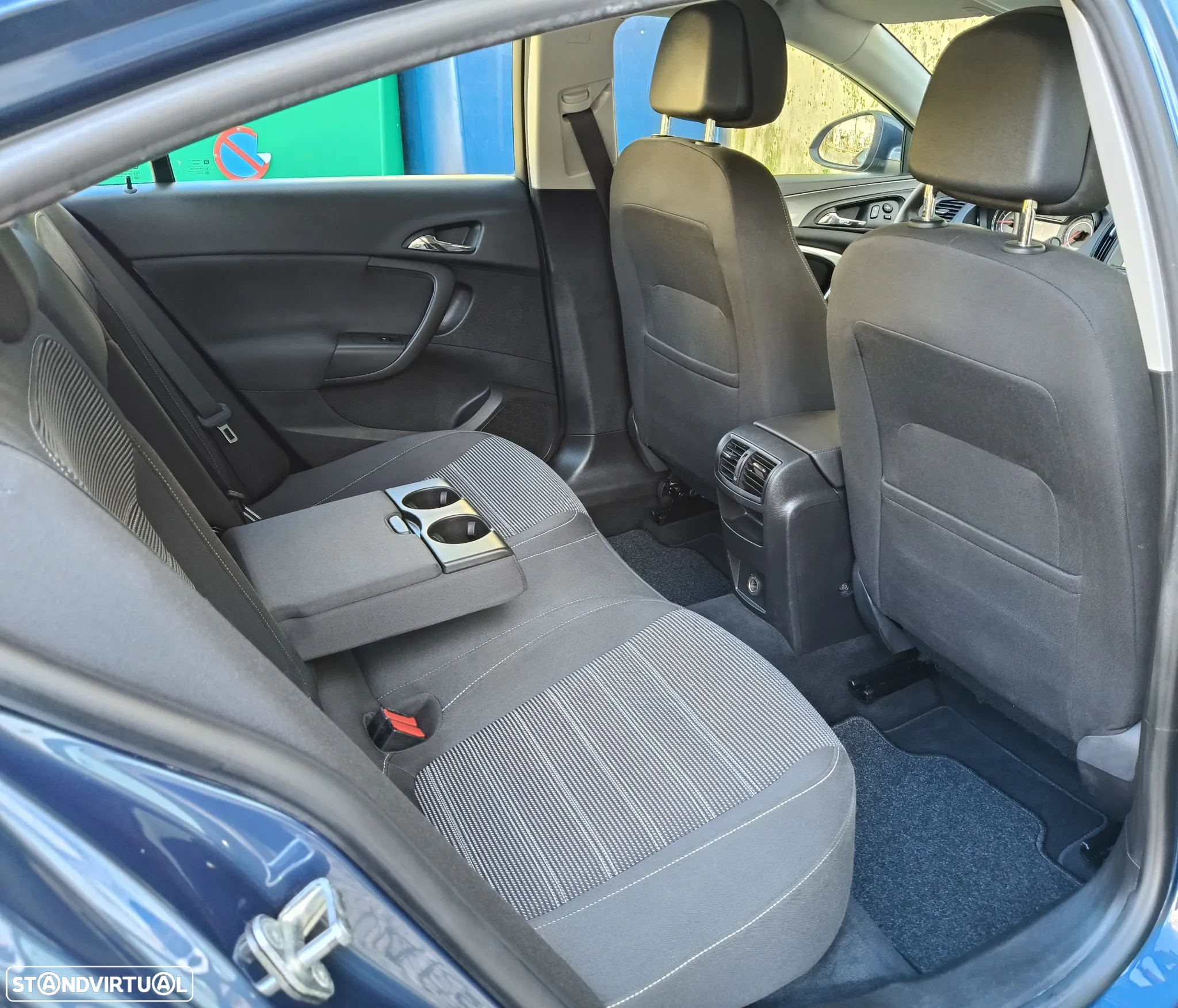 Opel Insignia 1.6 CDTi Executive S/S - 21