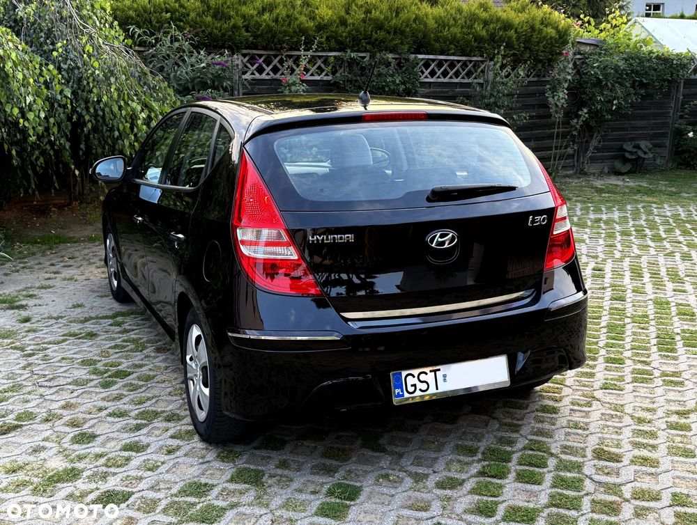 Hyundai i30 1.4 Comfort - 25