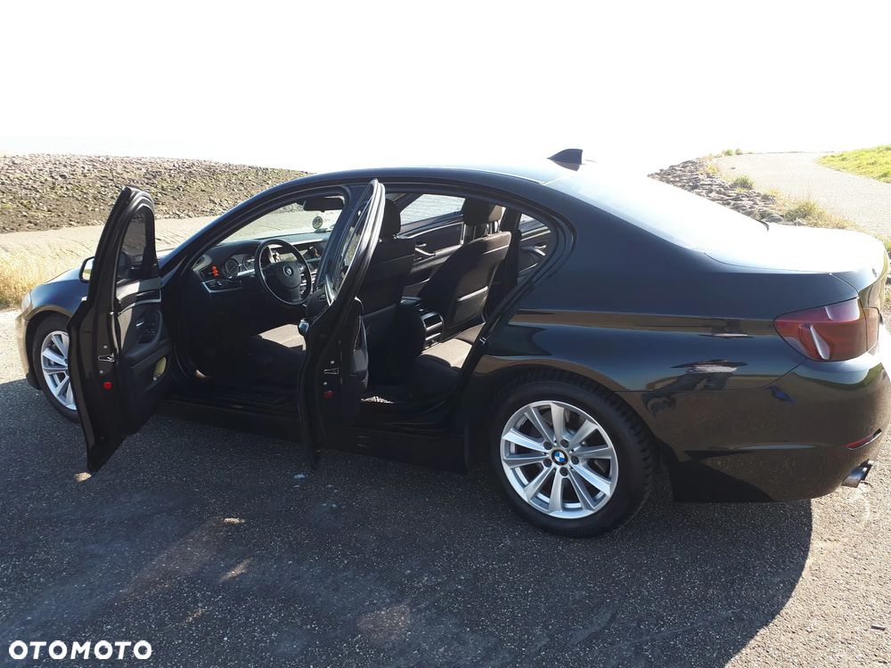 BMW Seria 5 520d - 6