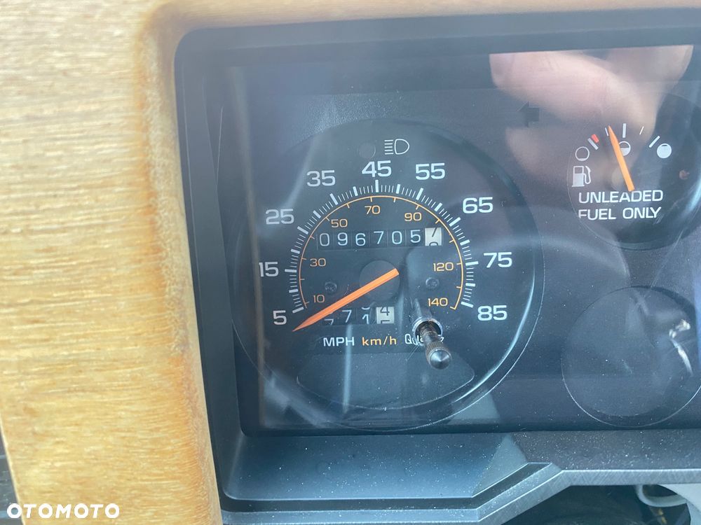 Chevrolet Chevy Van - 15