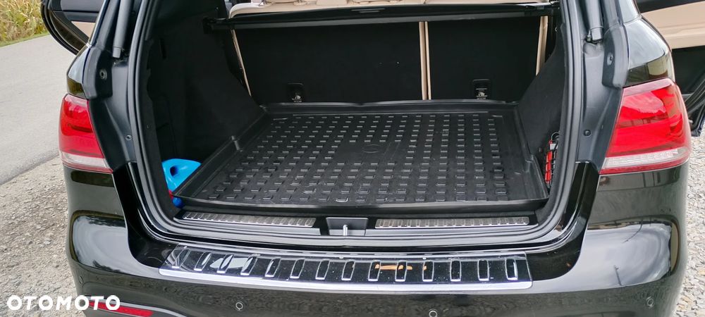 Mercedes-Benz GLE 350 d 4-Matic - 16