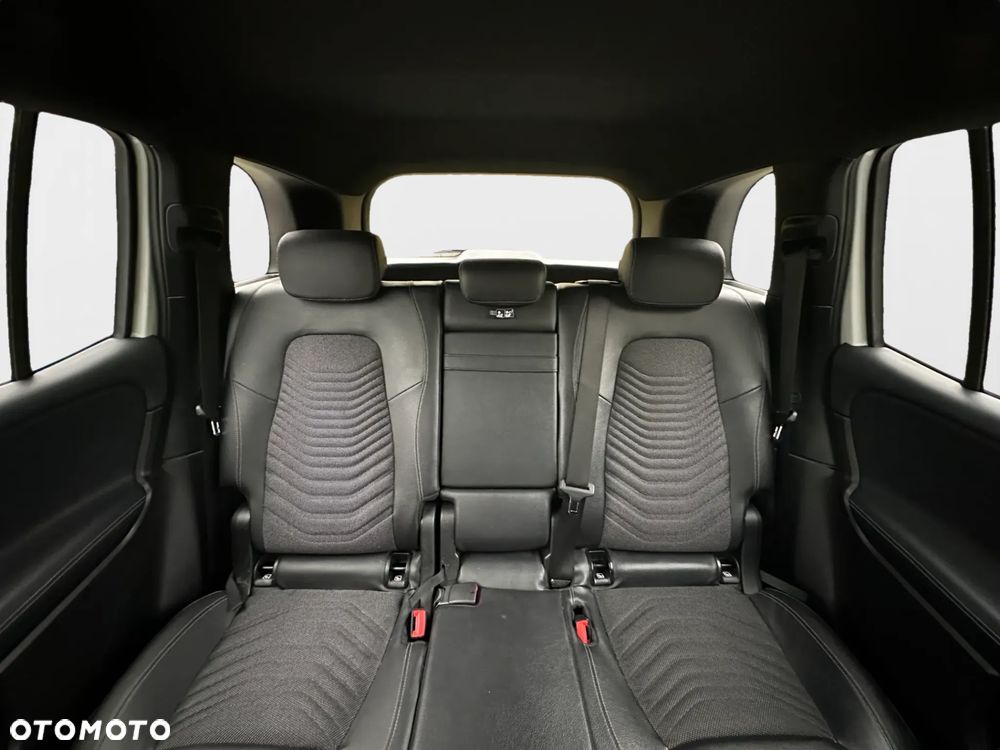 Mercedes-Benz GLB 200 Style 7G-DCT - 24