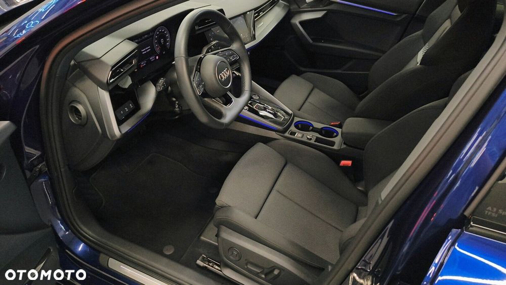 Audi A3 Sportback - 11