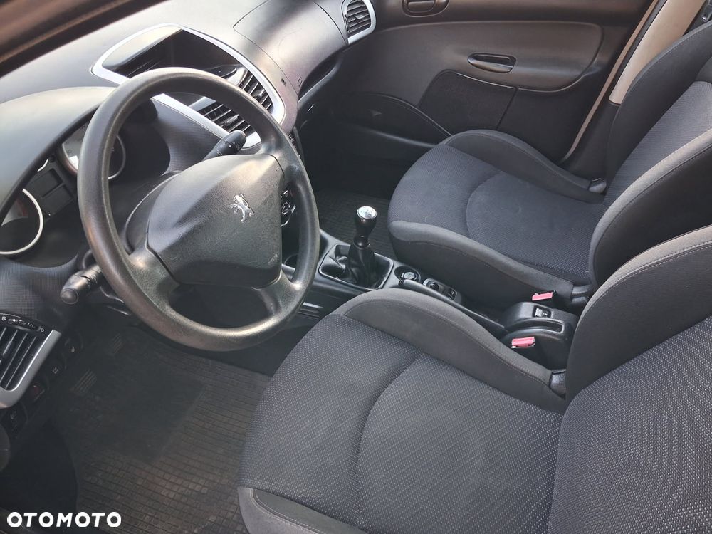 Peugeot 206 plus - 7