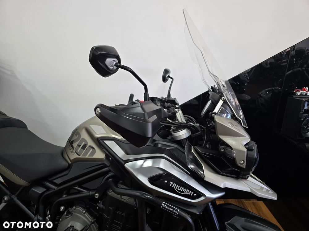 Triumph Tiger - 11