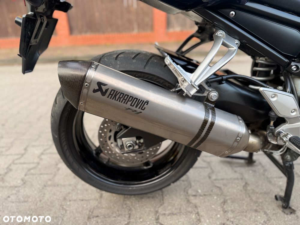 Yamaha FZS - 9