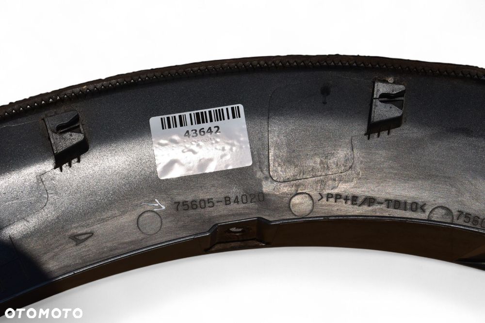 Listwa Błotnika Prawy Tył DAIHATSU TERIOS II 75605-B4020 - 4