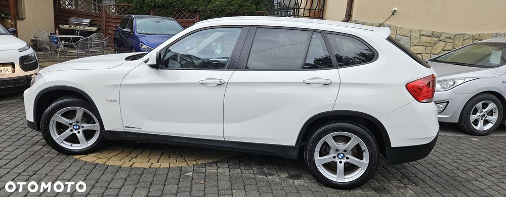 BMW X1 sDrive18d Sport Line - 17
