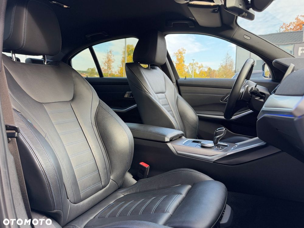 BMW Seria 3 - 30