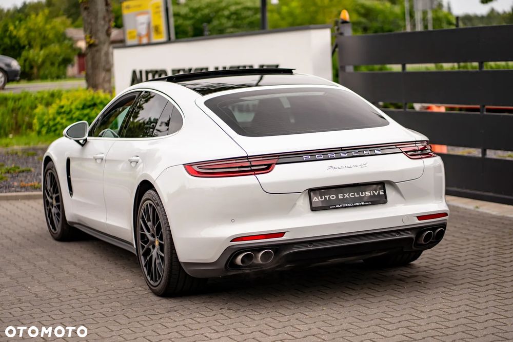 Porsche Panamera 4S - 19