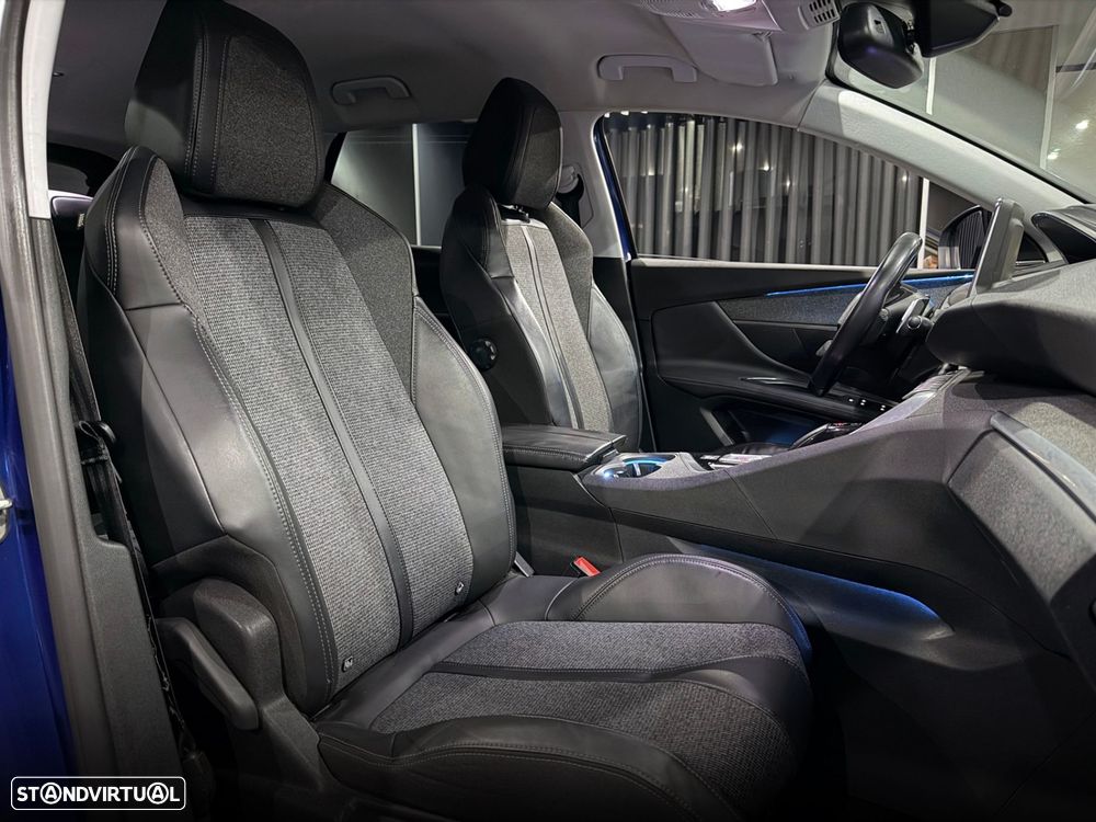 Peugeot 3008 1.6 BlueHDi Allure EAT6 - 42