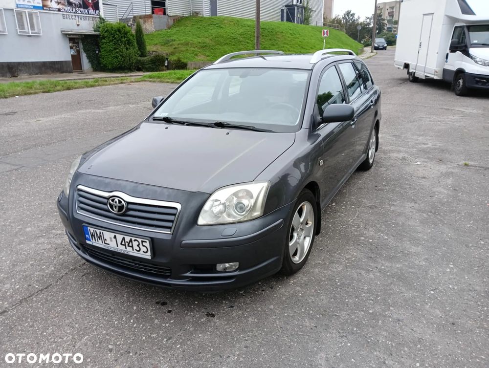 Toyota Avensis 2.0 VVT-i Prestige - 3